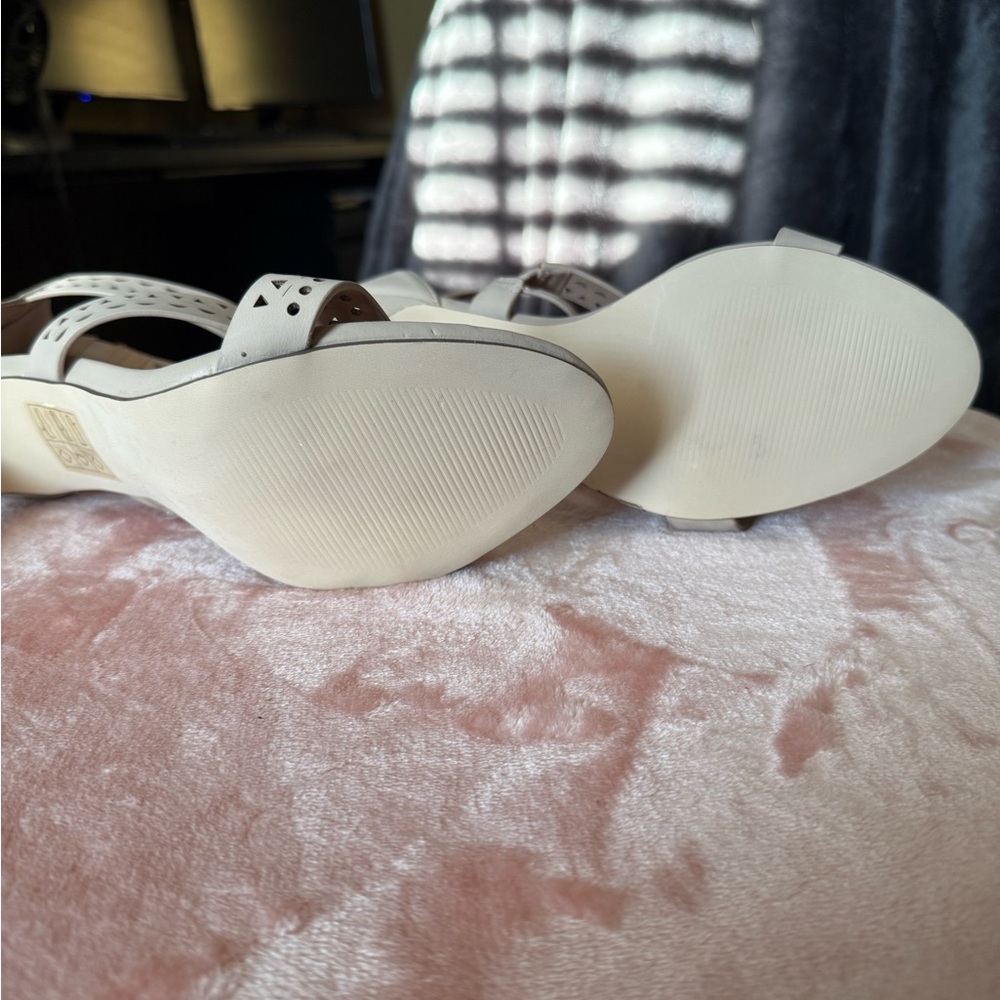 Call It Spring White Sandals Chic Comfort